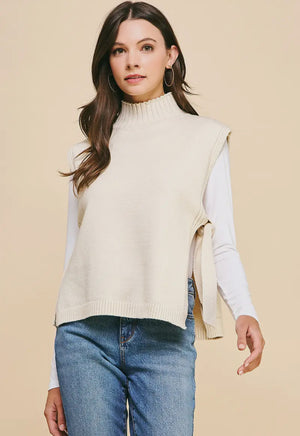 Side Tied Sweater vest