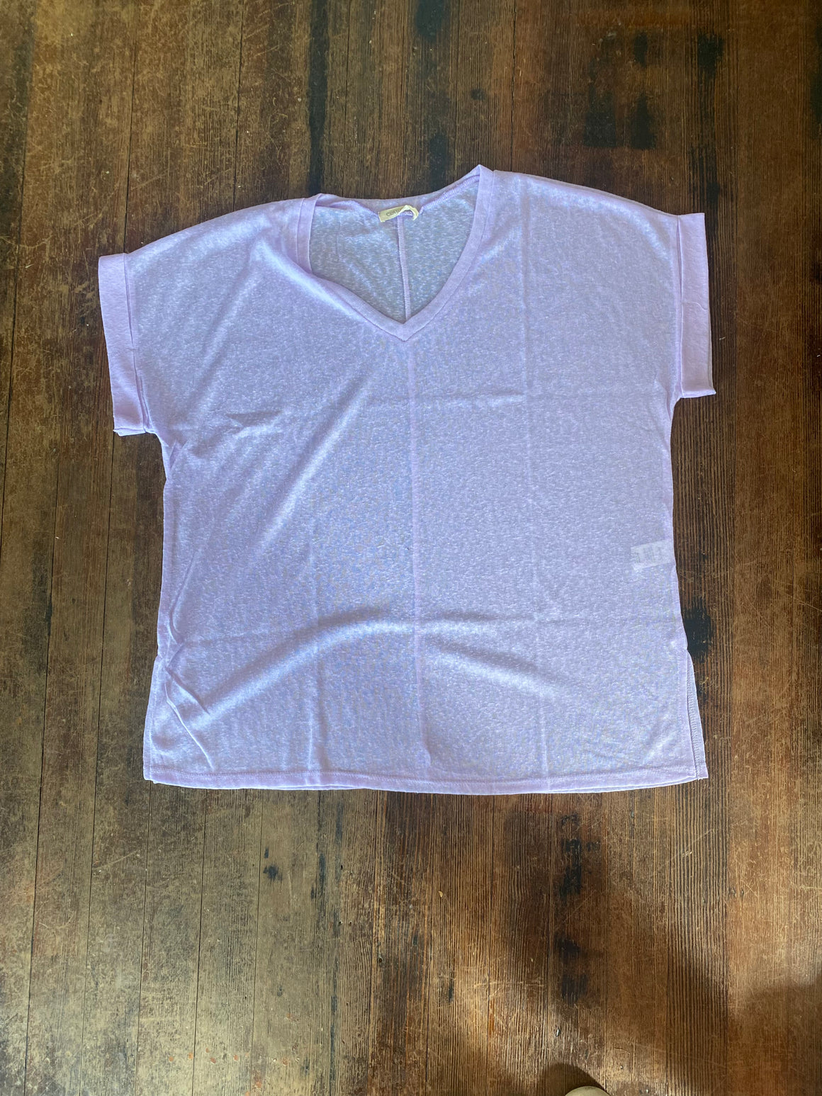 V-neck short sleeve top